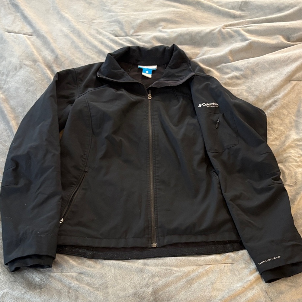 Columbia Women's Black Performance Jacket